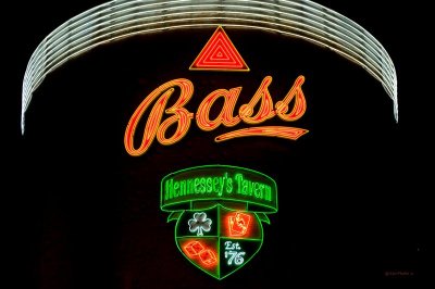 Hennessey's Tavern