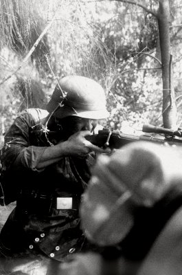 sniperG01 BW.jpg