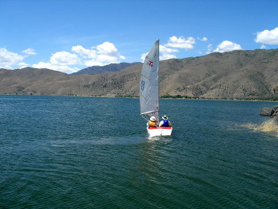 Sailing at Topaz Lake