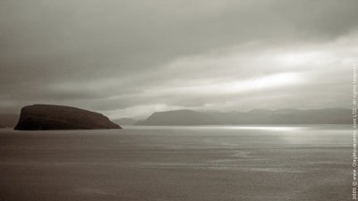 Soroy Sundet Pass, Hammerfest Bay