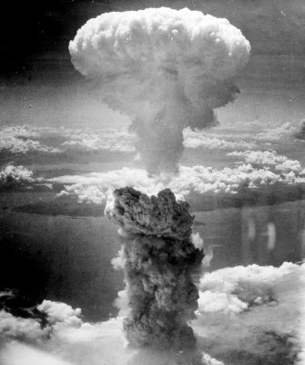 Joe Kasstatscher: Atomic Explosion over Nagasaki, 1945