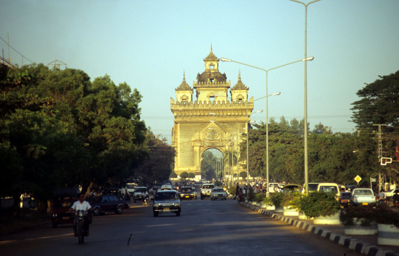  Vientiane. Patuxai Gate of Triumph