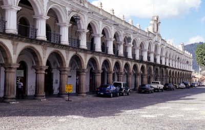 Antigua, Palacio de los Capitanes Generais