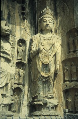 Luoyang. Longmen Caves