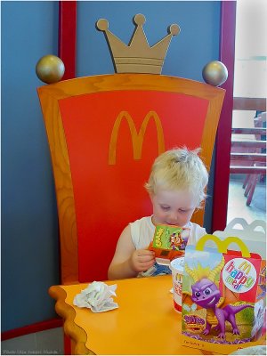 The king and his Happy Meal videogame