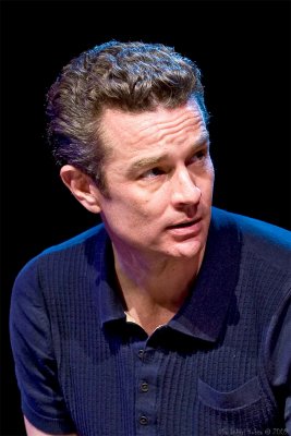 4415 090502 700.jpg