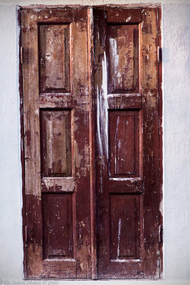 15/11 Old door