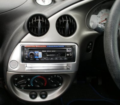 Ford KA Sony bluetooth.JPG