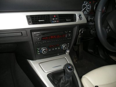 BMW 3 series 2008 with Nokia CK7W.JPG