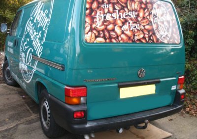 GREEN TRANSPORTER REAR R REG.jpg