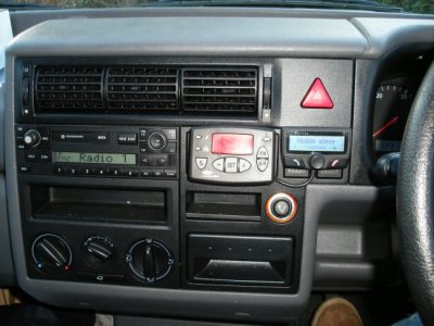 GREEN TRANSPORTER DASH R REG.jpg