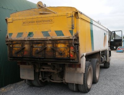 WHITE AND YELLOW TIPPER REAR.jpg