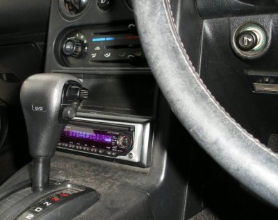 MAZDA MX5 RADIO.jpg