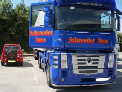 Renault Blue Lorry lights c.jpg