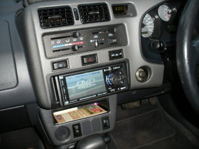 Radio upgrade in Toyota Rav 4 96 plate.JPG