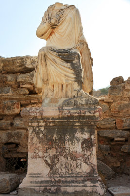 128R.jpg