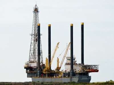 drilling rig at Port Fourchon
