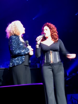 EditGloriaShotsFoxwoods 5 09 107.jpg