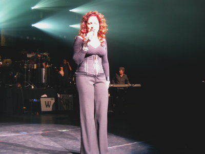 EditGloriaShotsFoxwoods 5 09 116.jpg