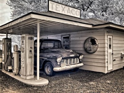 old-gas-station-grunge-upload.jpg