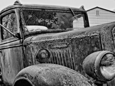 Bonnie-and-Clyde-Grunge-upload.jpg