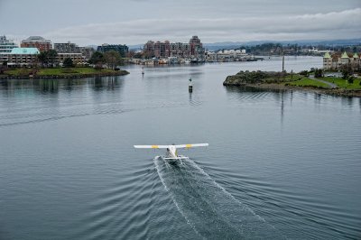 seaplane-taxi-regular.jpg