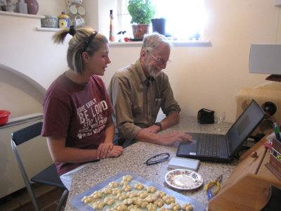 Teaching grandpa Facebook (NOT)