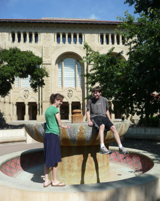 Rachel and Joachim in front of main library of Stanford P1030543.jpg