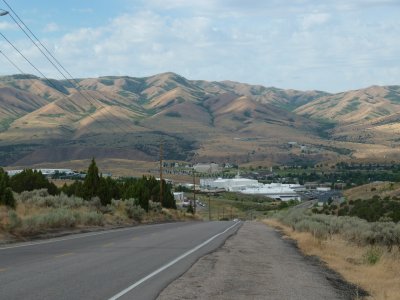 Looking Downhill Towards Pocatello from Buckskin Road P1020179.jpg