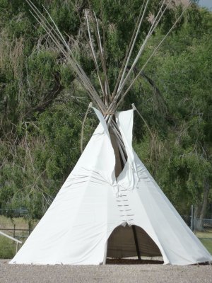 Teepee by Fort Hall Replica P1020193.jpg