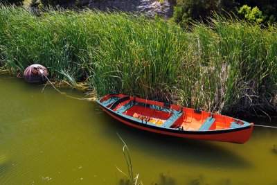 Red rowing boat