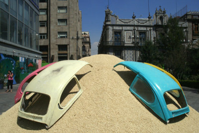 Corn and Cars, outdoor sculpture, Calle Madero