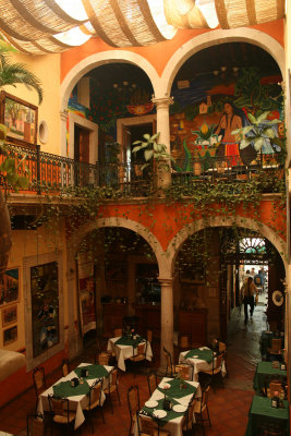 restaurant interior, Plaza de las Rosas, Morelia