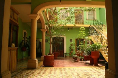 hotel courtyard, Pátzcuaro