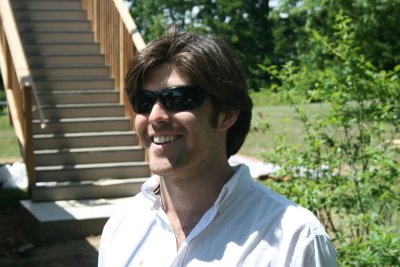 Casey Prentice, Caitlin's brother and manager of the inn