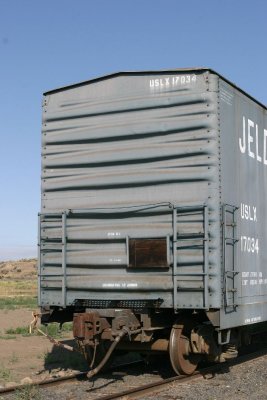 Evans_Boxcar_Jeld-Wen_Prineville_OR_July08_005.jpg