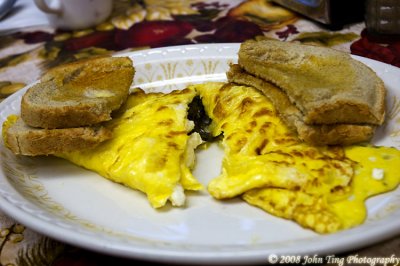 bb0006 : Spinach omlet and toast