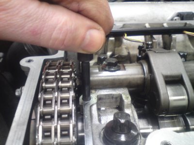37 Locking pin.JPG
