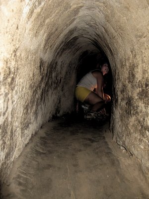 Viet_3536b Cu Chi Tunnels