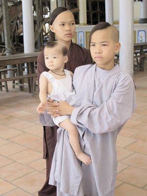 Viet_2849 orphans