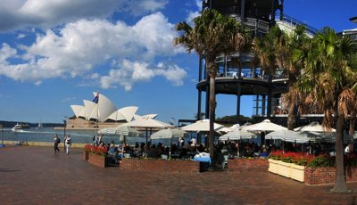 Opera House from Overseas Terminal.jpg