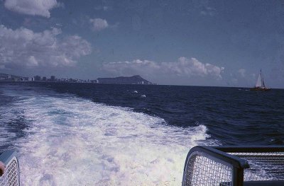 Ferry from Honolulu to Pearl Harbour.jpg