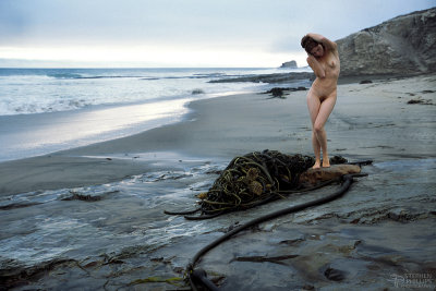 Nude with Kelp