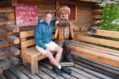 A stop on the long bus ride to Denali