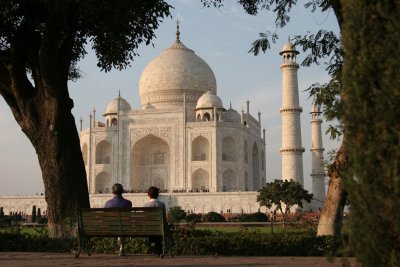 84 Agra Les amoureux du Taj Mahal.JPG