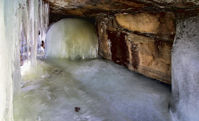 Ice Cave in Algonquin 