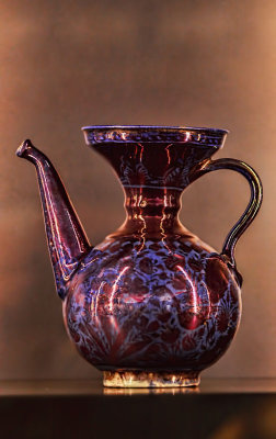 Lustre Pot