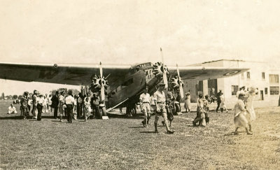 Ford 6-AT Trimotor