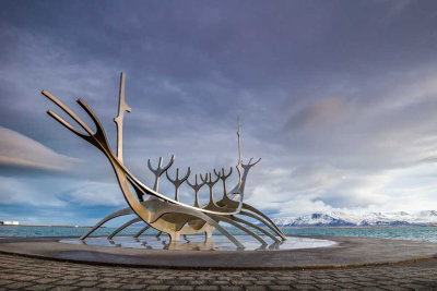 IMG_5419-Edit.jpg Sun Voyager (Icelandic: Sólfar) sculpture by Jón Gunnar Árnason - Reykjavik - © A Santillo 2014