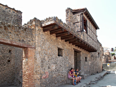 G10_0643.jpg Shop - Pompeii, Campania -  A Santillo 2010